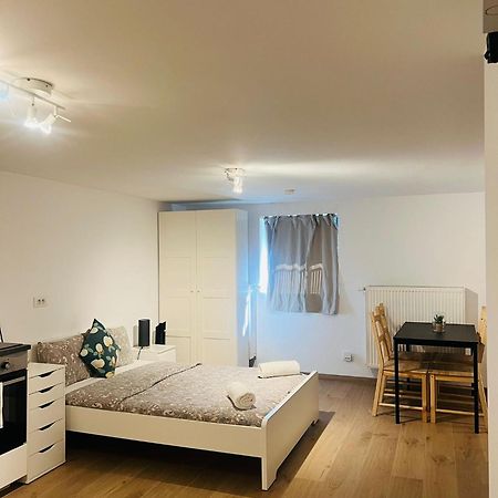 Oneluxstay Near Fashion District Antwerpen Buitenkant foto