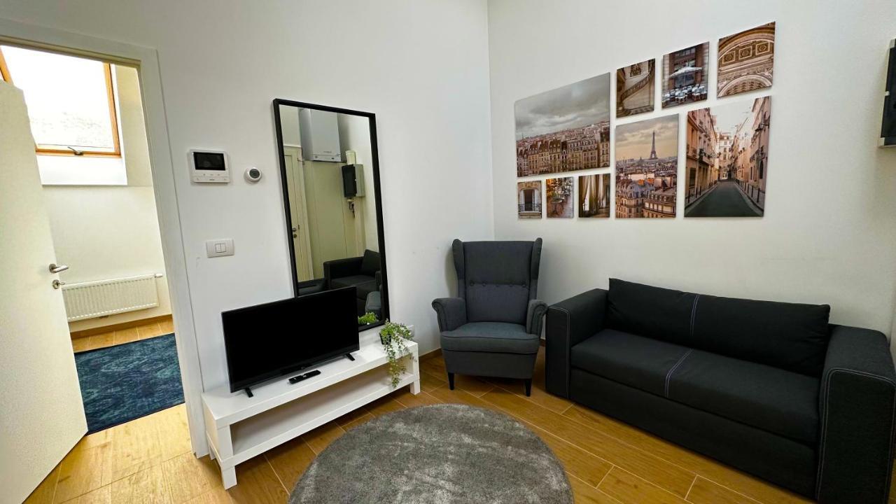 Oneluxstay Near Fashion District Antwerpen Buitenkant foto
