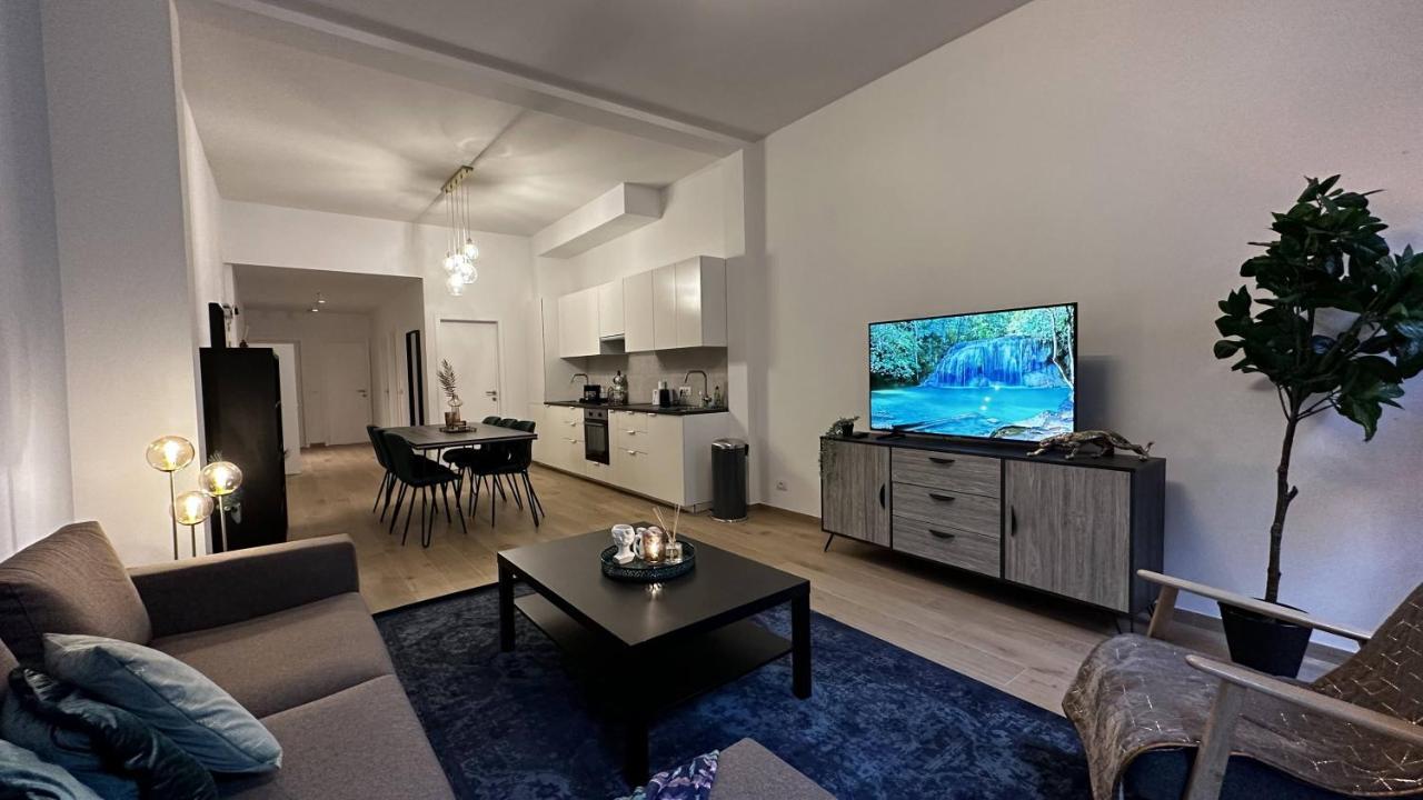 Oneluxstay Near Fashion District Antwerpen Buitenkant foto