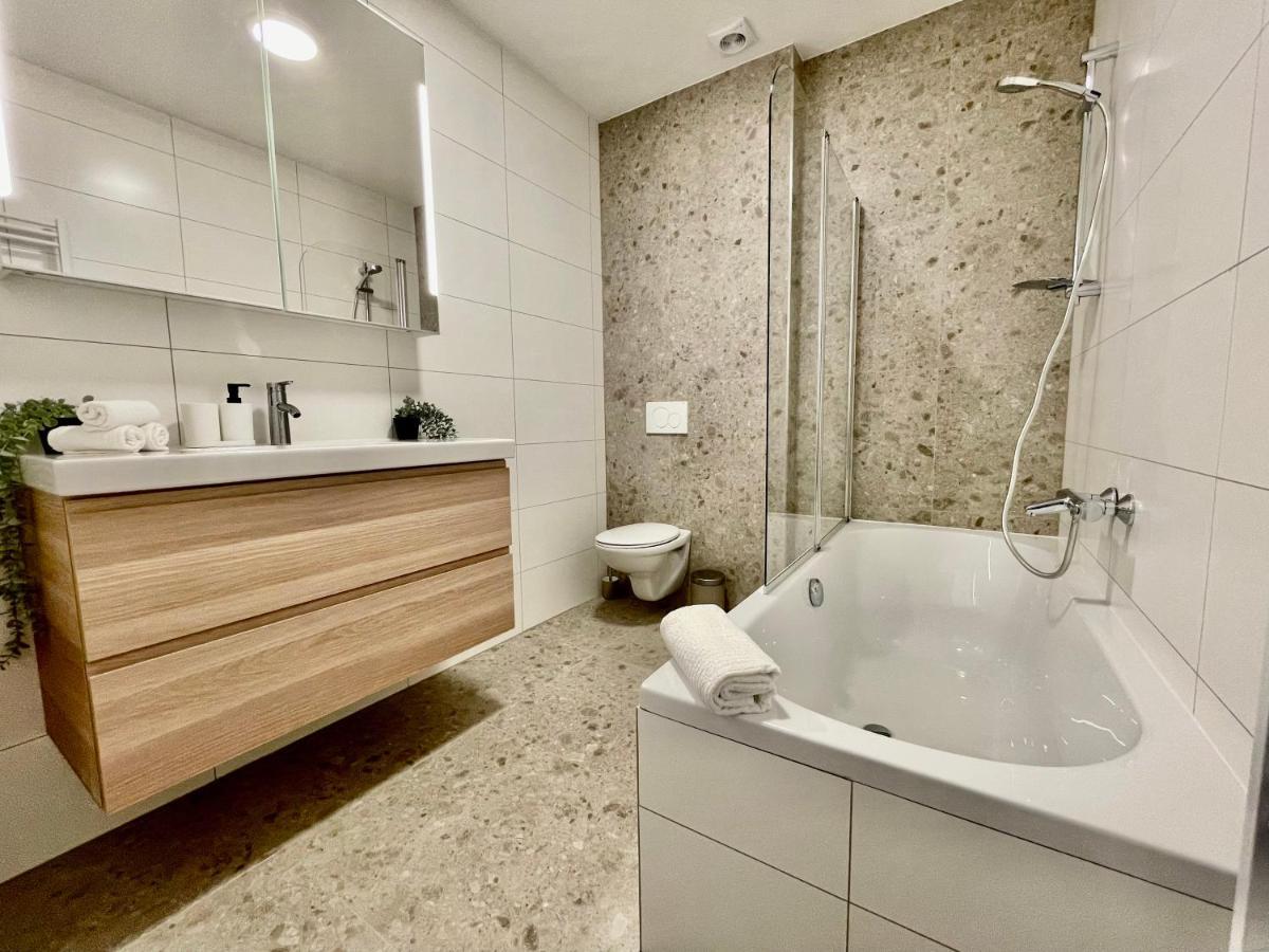 Oneluxstay Near Fashion District Antwerpen Buitenkant foto